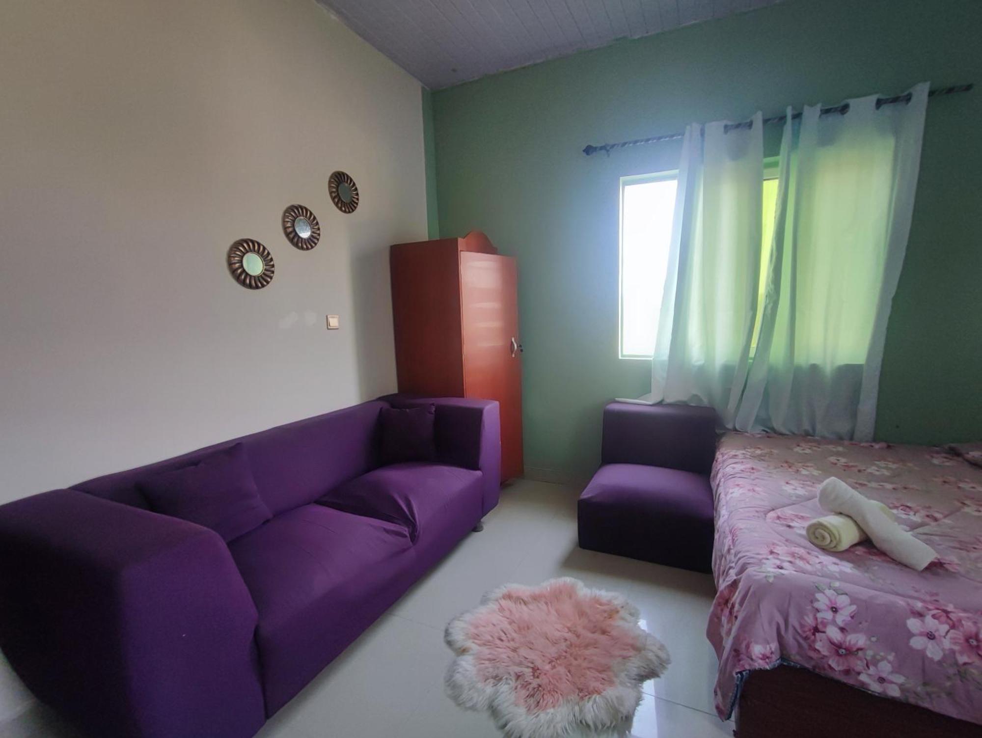 Отель Ellisa Hospitality And Spa Аккра Экстерьер фото